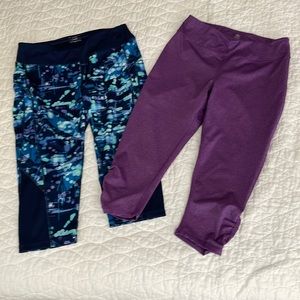 Two Pair Crop Leggings Excellent Condition! Size Large